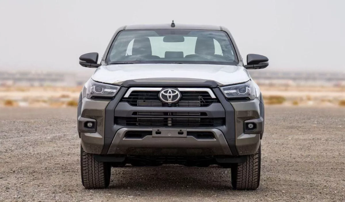 Toyota Hilux ADVENTURE-1-0