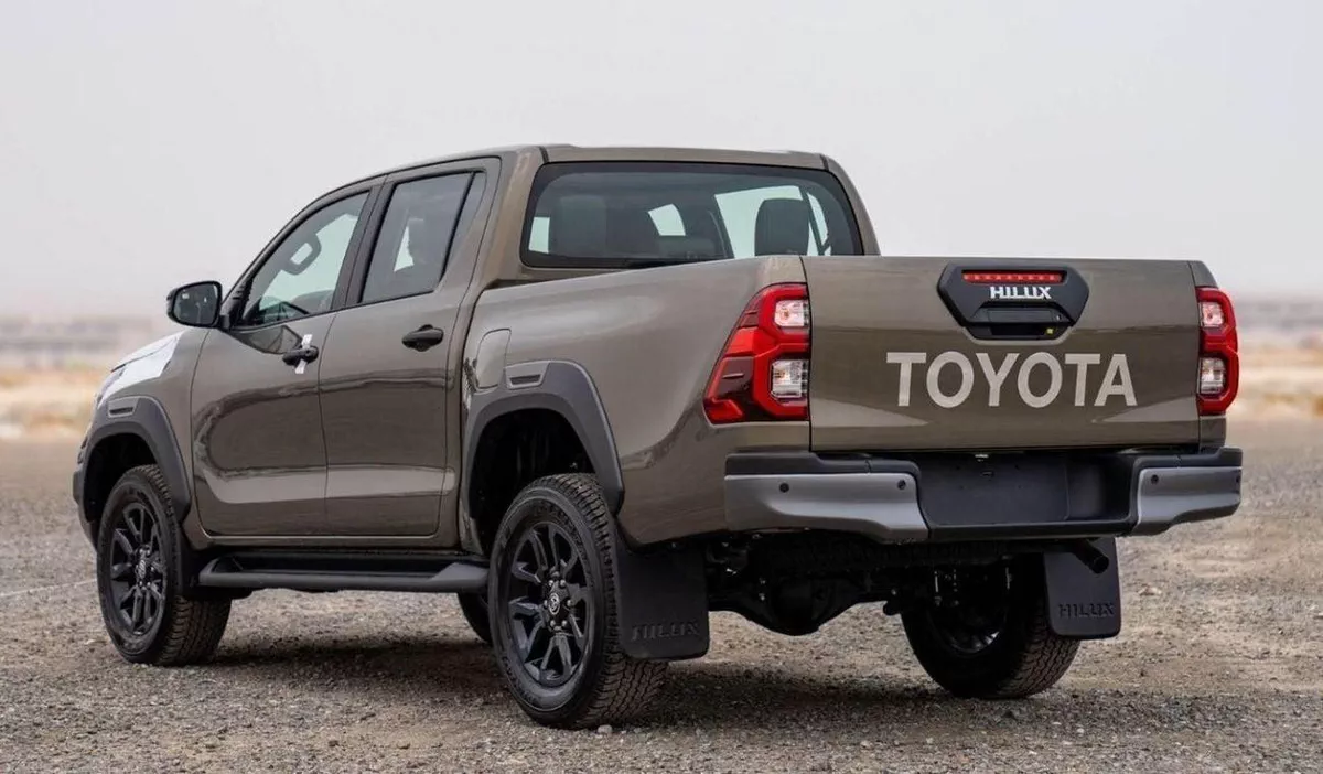 Toyota Hilux ADVENTURE-4-0