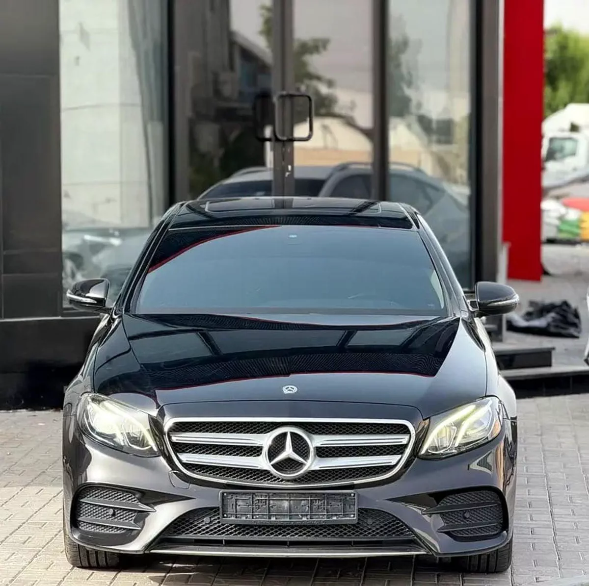Mercedes Benz E200 STD WARRANTY* E 200 Exclusive GCC Specs-2-0