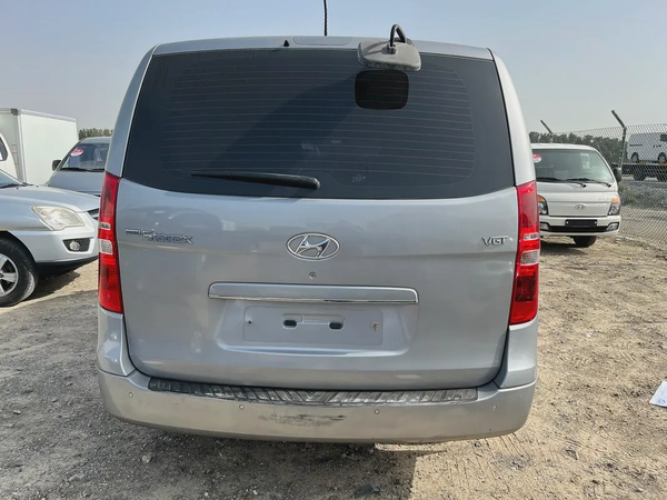Hyundai H1 Cargo Van