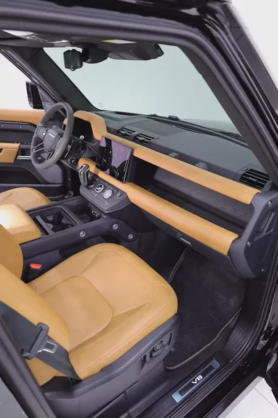 Defender 110 V8 Edition P525 2024 GCC FULLY LOADED-8