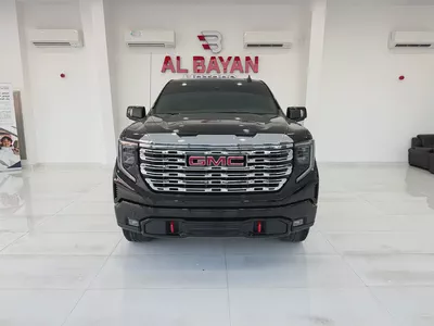 جي ام سي سييرا GMC Sierra AT4 اسود/ اسود 2023 (بن حمودة)-4