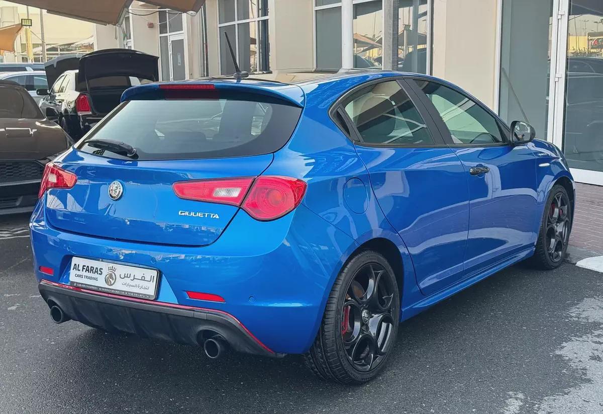 2021 Alfa Romeo Giulietta Veloce GCC Specs - Pristine Condition-7-7