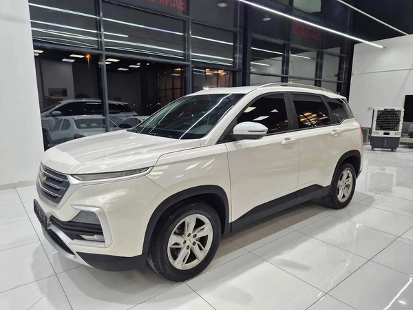 Chevrolet Captiva Gcc Mid option
