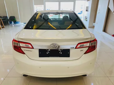 Toyota Camry SE Plus 2014 - GCC Specs - Reliable and Fuel Efficient-9