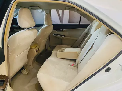 Toyota Camry SE Plus 2014 - GCC Specs - Reliable and Fuel Efficient-17