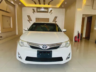 Toyota Camry SE Plus 2014 - GCC Specs - Reliable and Fuel Efficient-18