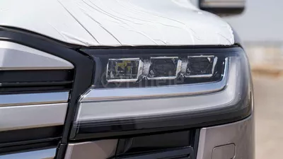 Toyota Land Cruiser VX-3