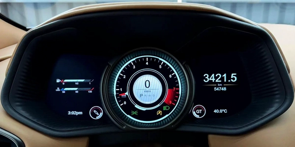 Low Mileage | GCC | Aston Martin Service History