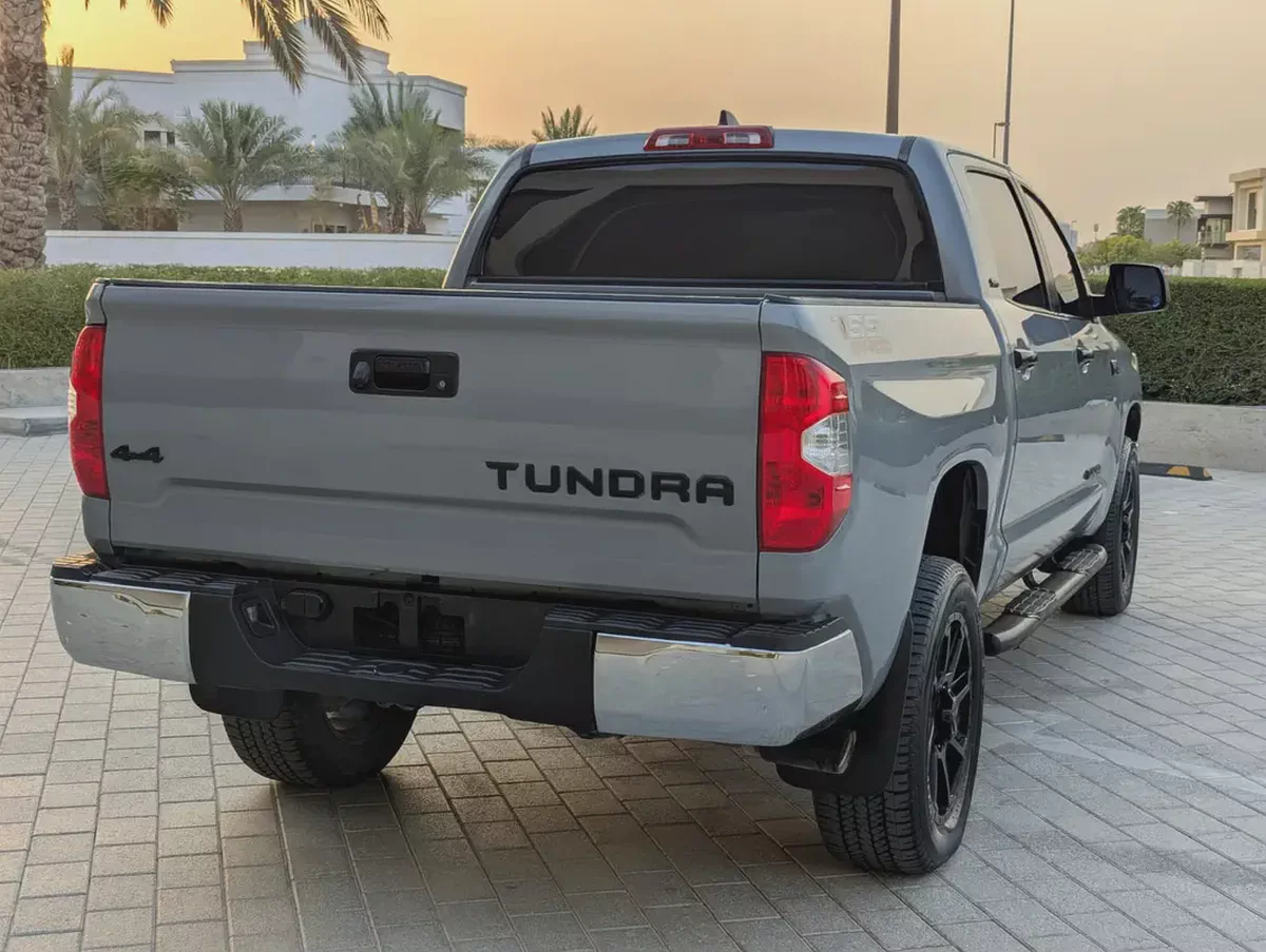 2019 Toyota Tundra V8 |American Specs| Interior and Exterior Excellent Condition-6-6