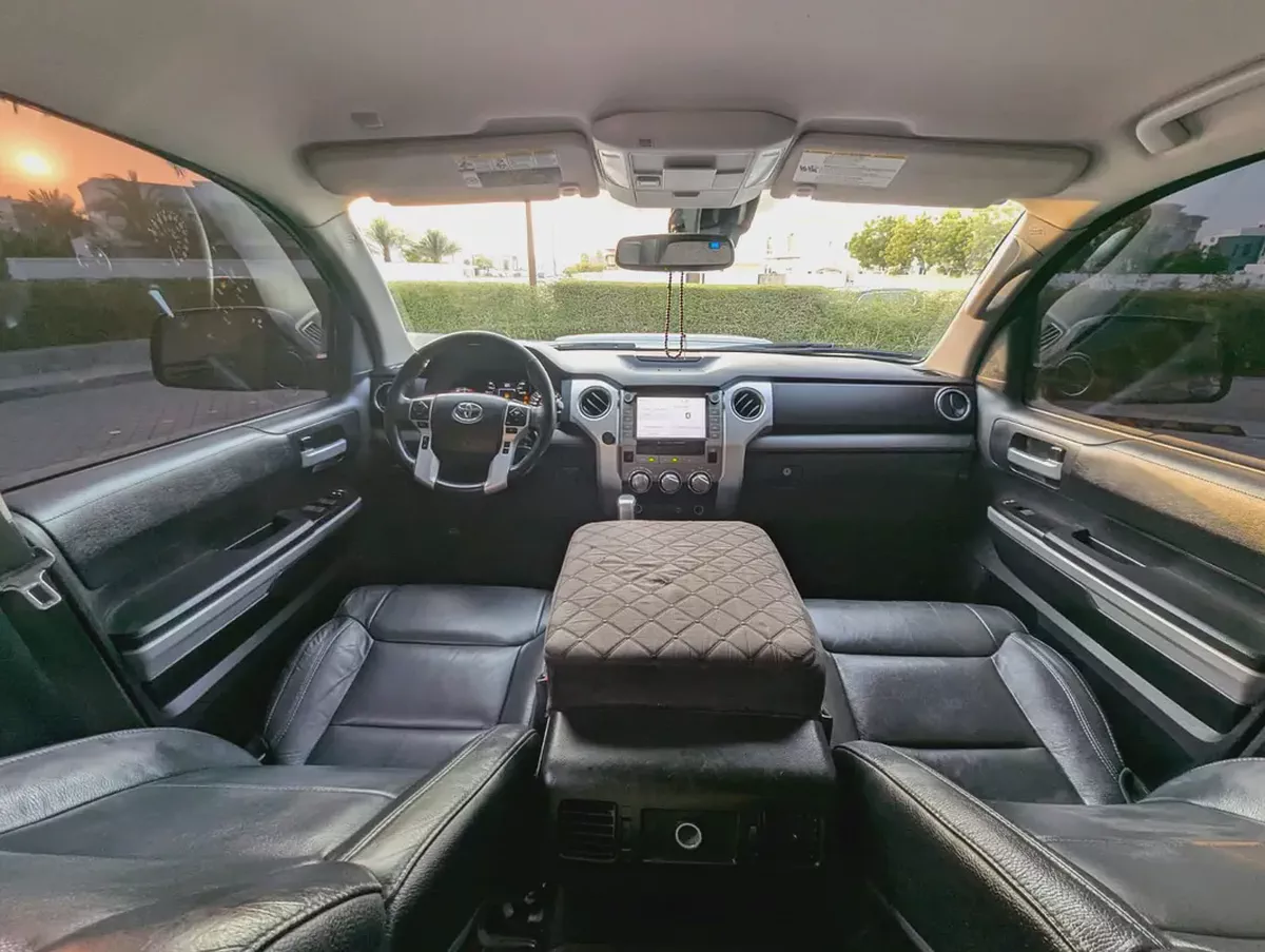 2019 Toyota Tundra V8 |American Specs| Interior and Exterior Excellent Condition-8-8