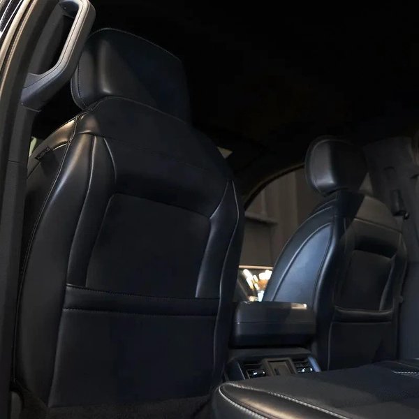 AED 4,599 pm • 0% Downpayment • Ford F-150 Raptor • Agency Warranty And Service Package