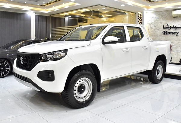 Peugeot Landtrek ( 2023 Model ) in White Color GCC Specs