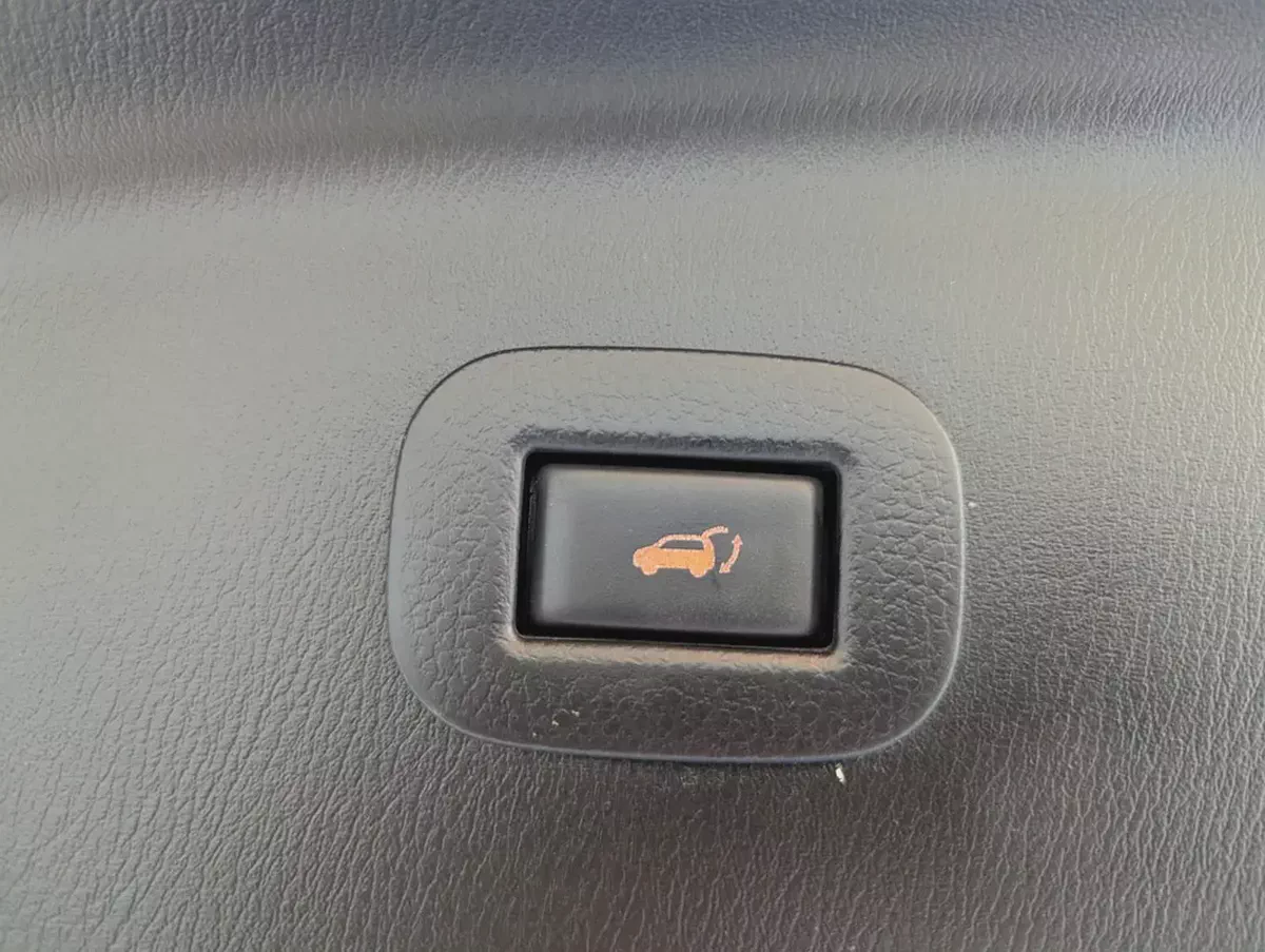 Nissan Patrol SE Platinum 2015 Facelifted 2024 Full Option GCC Specs In excellent condition-9-9