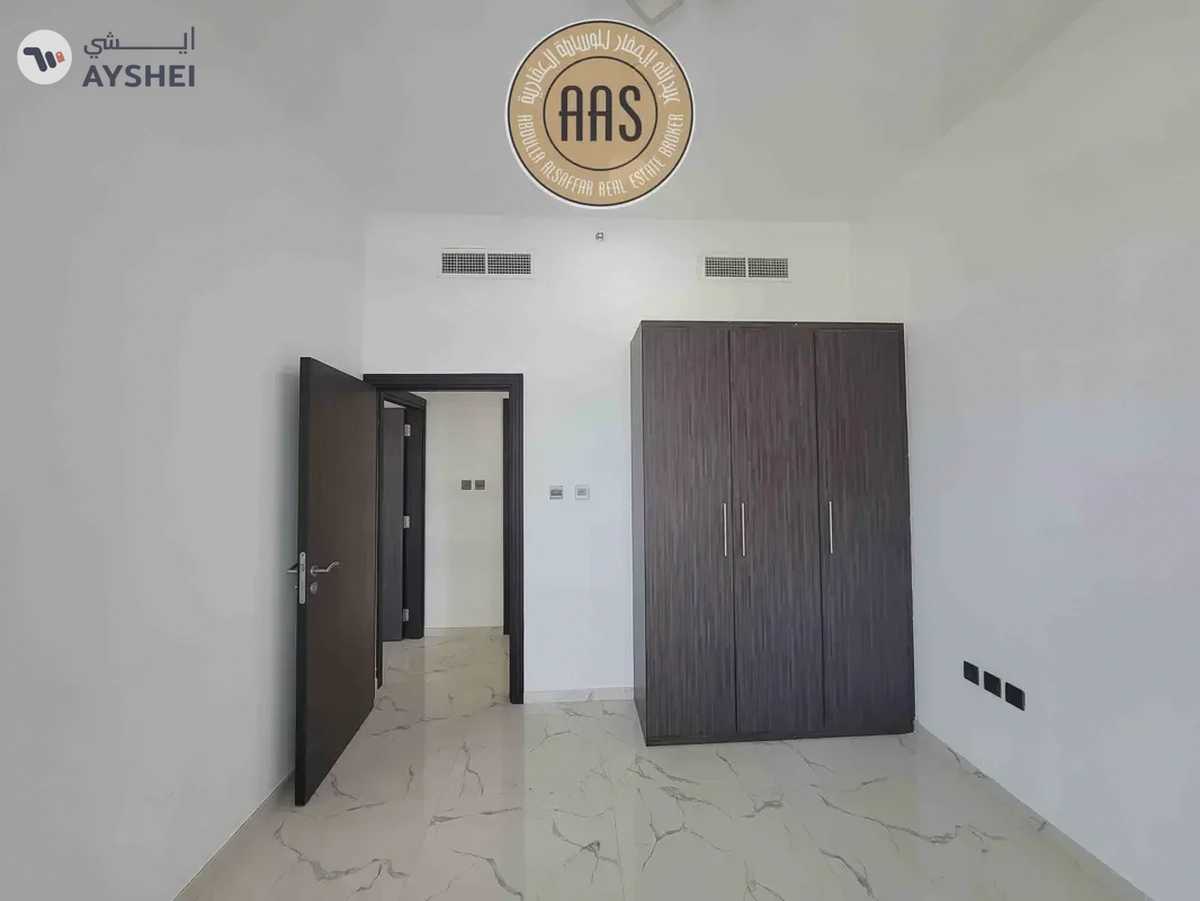 No commission huge size 2bhk with Storeroom || rent 100k || all amenities || arjan dubai-3-3