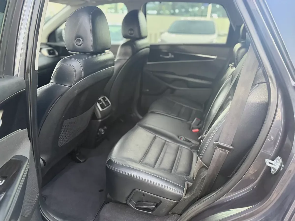 2019 Kia Sorento EX | V6 | Panoramic Roof | Leather Seats-5-5