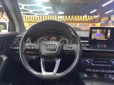 Audi Q5 45 TFSI American Specs - Low Mileage Luxury SUV-10