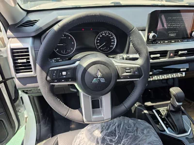 MITSUBISHI L200 DIESEL AUTOMATIC 4X4-16