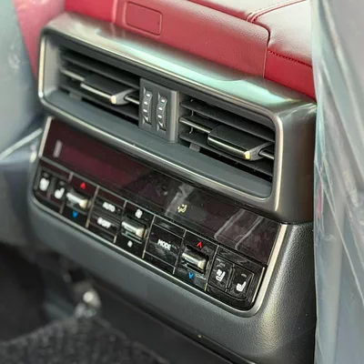 Lexus LX600 SIGNATURE LEXUS LX600 25 SPEAKRS SIGNATURE AL FUTTAIM SPECS 2026-14