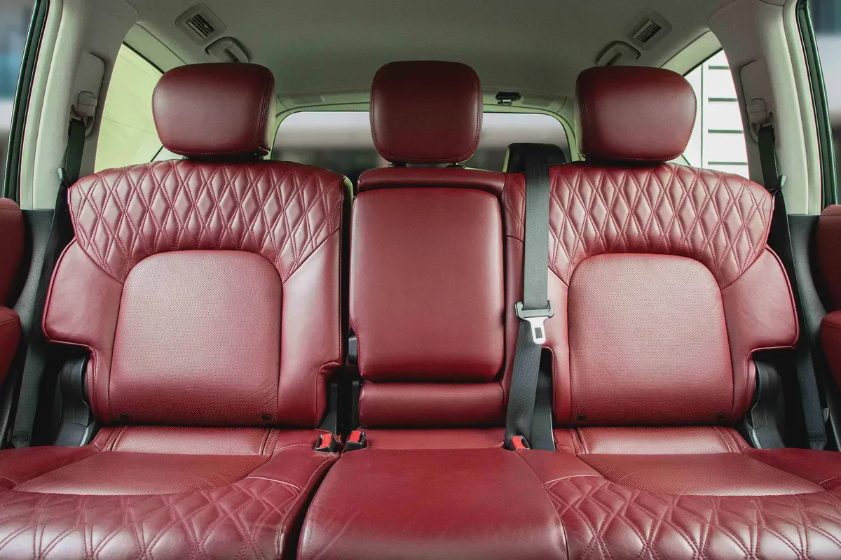 3,428 P.M |  Patrol SE Platinum | 0% Downpayment | Nissan Warranty till March 2027-11-11