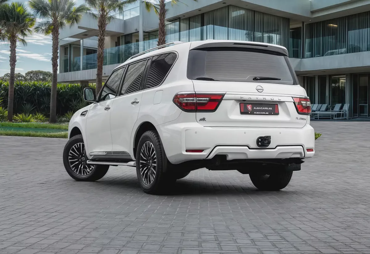 3,428 P.M |  Patrol SE Platinum | 0% Downpayment | Nissan Warranty till March 2027-2-2