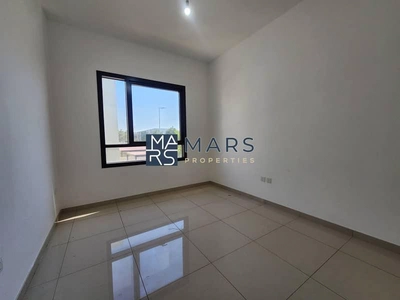 ✨ Elegant 3BHK Middle Unit for Rent in Nasma Residence, Sharjah ✨-22