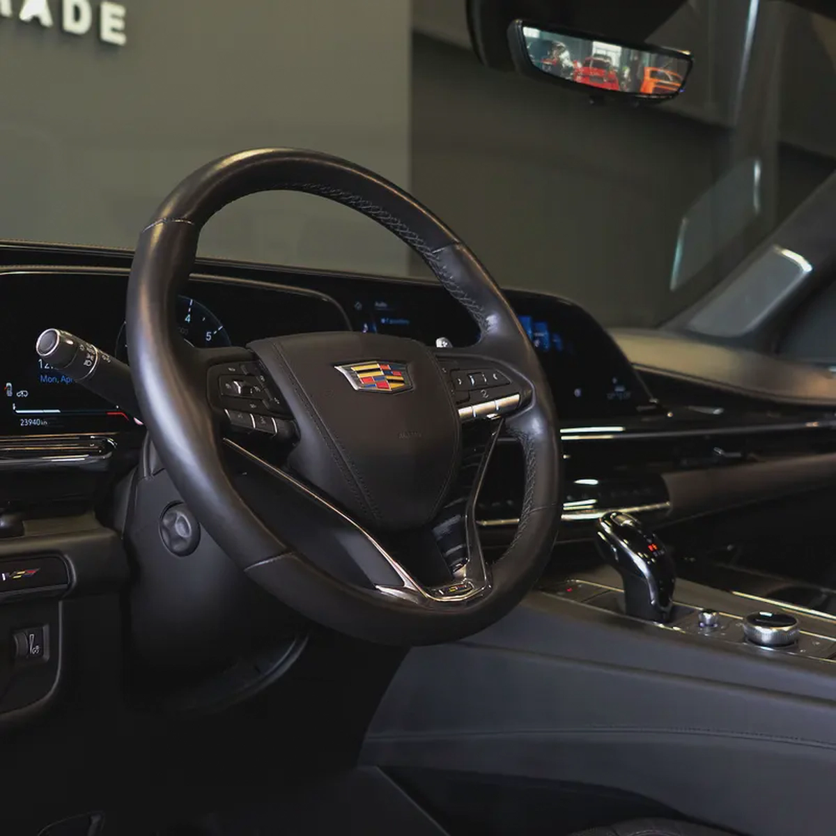 AED 7,665 p.m • 0% Downpayment • Cadillac Escalade V • Agency Warranty-9-9