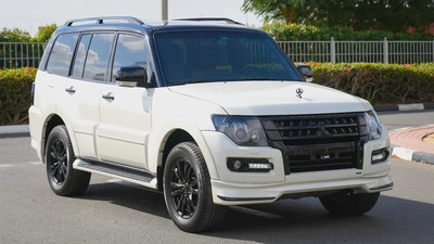 MITSUBISHI PAJERO 2020!! SIGNATURE CONDITION!! GCC SPECS!! WELL MAINTAINED!! 3.8 V6-0