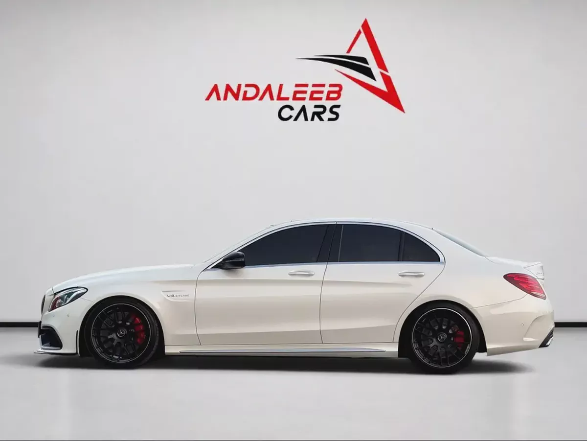MERCEDES-BENZ C63 S AMG | | 4.0L TWIN-TURBO V8 | 503 HP | 2 KEYS | ORIGINAL PAINT-10-10