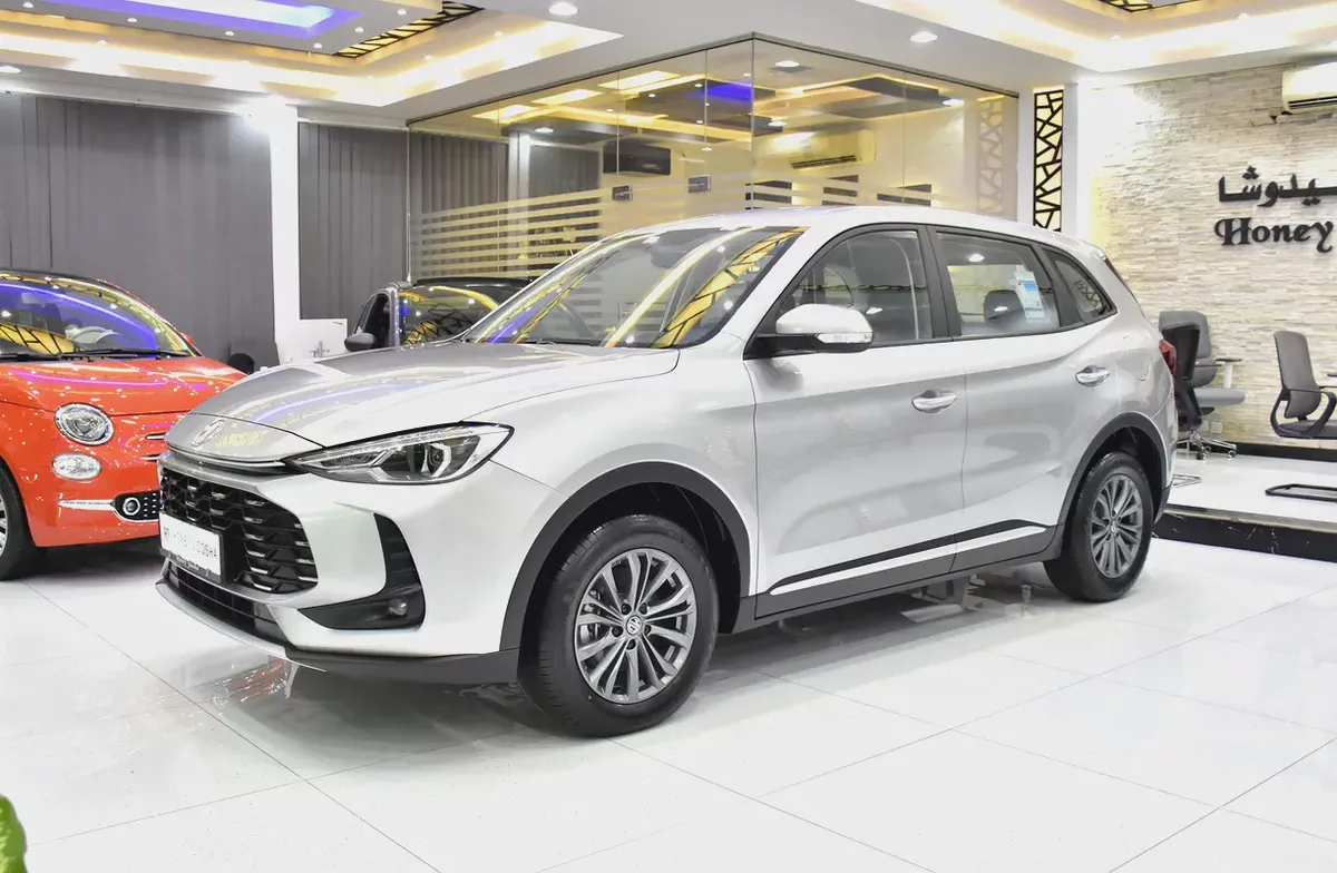 AED 840 EMi for 5Yrs | MG ZS 1.5L ( 2026 Model ) in Silver Color GCC Specs-1-1
