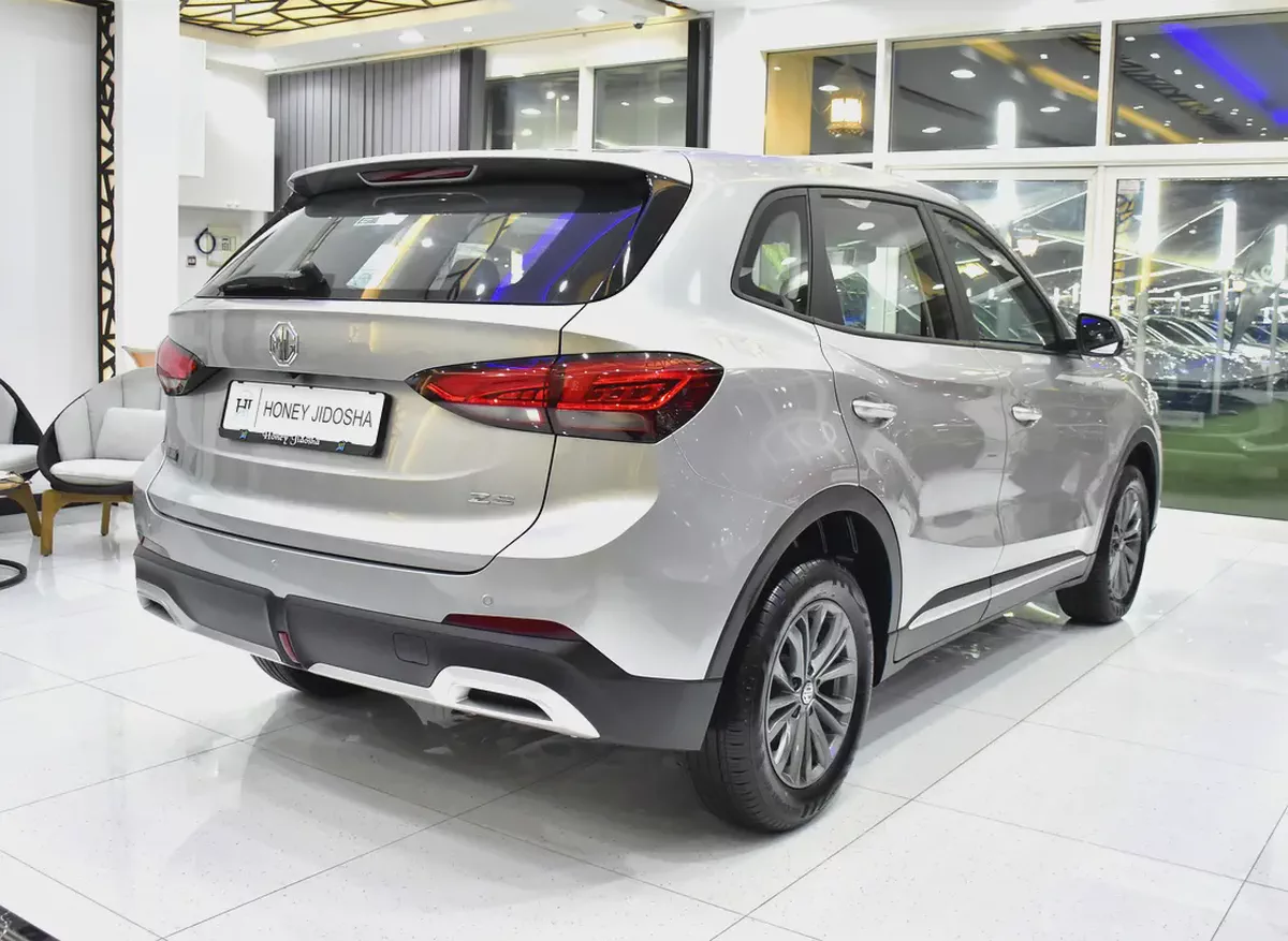 AED 840 EMi for 5Yrs | MG ZS 1.5L ( 2026 Model ) in Silver Color GCC Specs-5-5