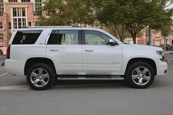 Chevrolet Tahoe -Z71 2016-V8 -169000KM- GCC SPECS-EXCELLETNT CONDITION