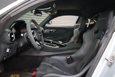 Mercedes-Benz AMG GT Black Series-6