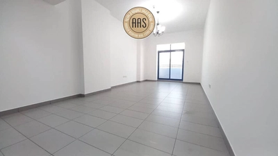 Chiller free luxurious huge 2bhk with maid's room all amenities-0