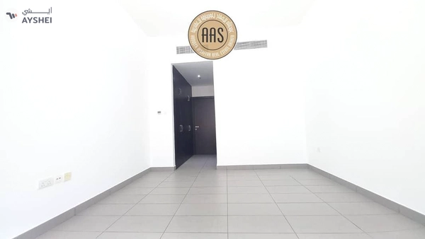 Chiller free luxurious huge 2bhk with maid's room all amenities