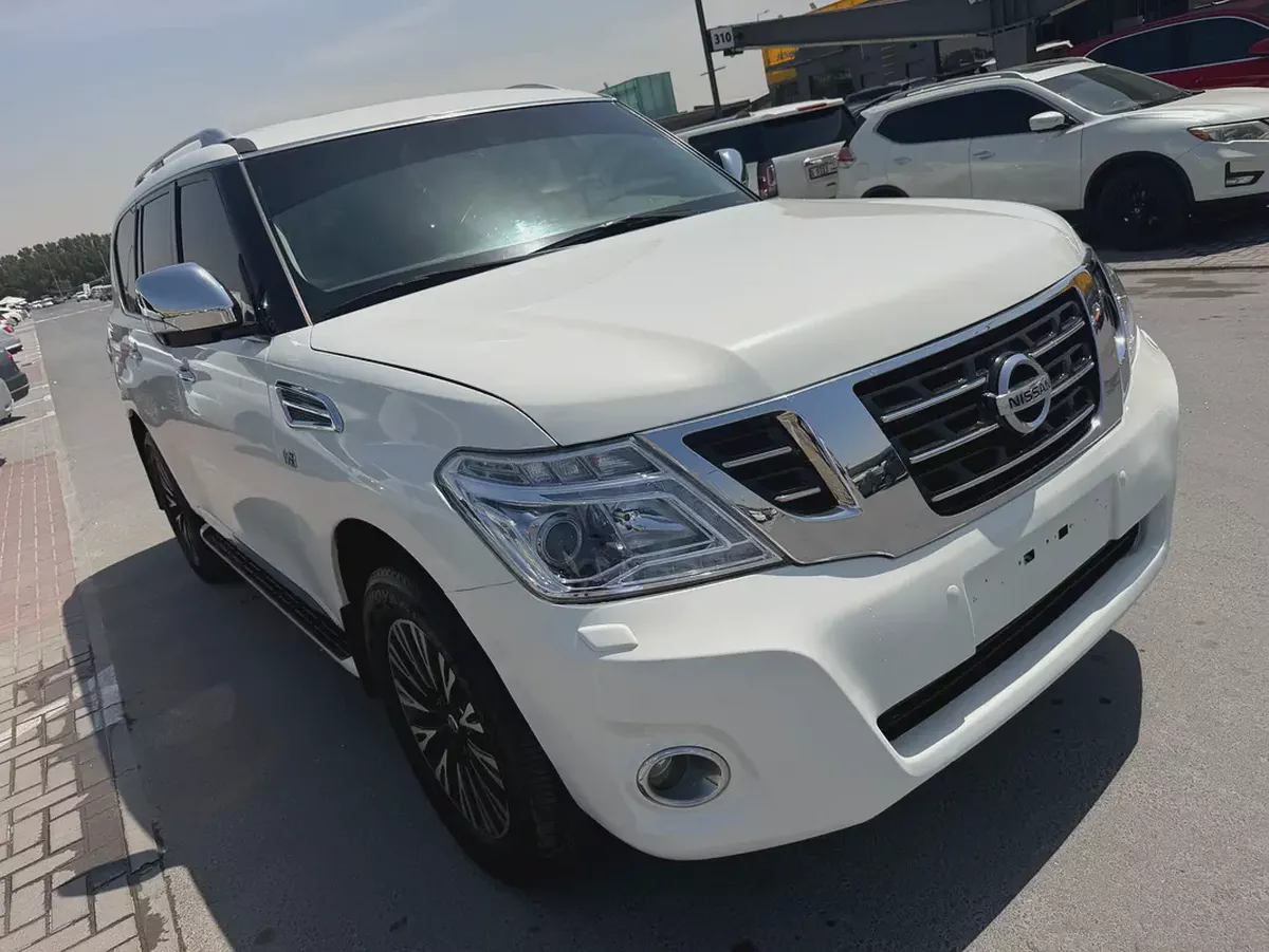 Nissan Patrol SE 2015 - GCC Specs - Excellent Condition-1-1