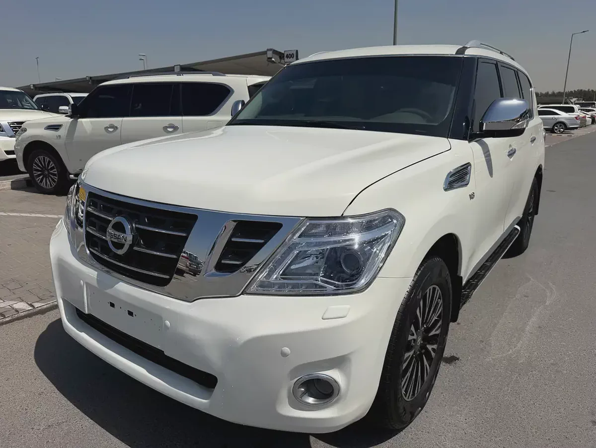 Nissan Patrol SE 2015 - GCC Specs - Excellent Condition-3-3
