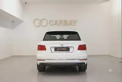 AED 4161 PM | BENTLEY BENTAYGA W12 2017 | WELL MAINTAINED | 1 YEAR WARRANTY | GCC-5