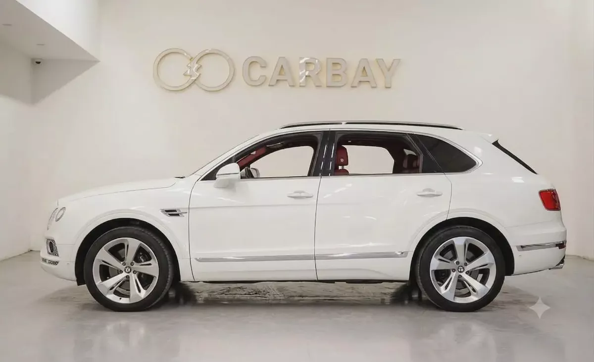 AED 4161 PM | BENTLEY BENTAYGA W12 2017 | WELL MAINTAINED | 1 YEAR WARRANTY | GCC-3-3