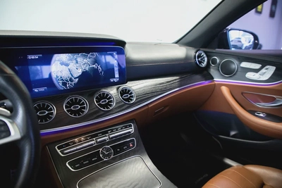 Mercedes-Benz E220d Coupe 2018 – Premium Comfort  Performance-11