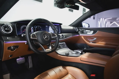 Mercedes-Benz E220d Coupe 2018 – Premium Comfort  Performance-14