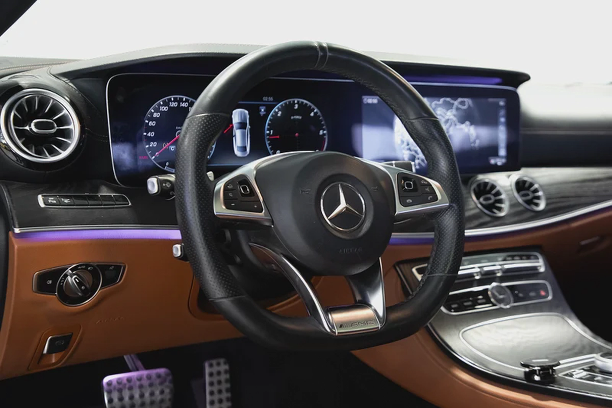 Mercedes-Benz E220d Coupe 2018 – Premium Comfort  Performance-15-15