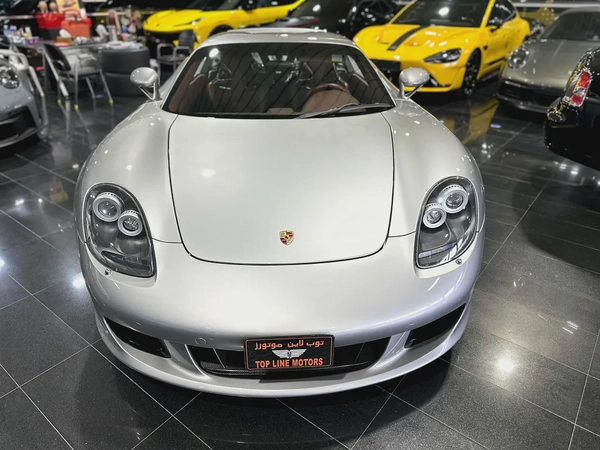 PORSCHE CARRERA GT, FULL SERVICE HISTORY, MAJOR SERVICE FROM AL NABOODAH,EXCELLENT CONDITION
