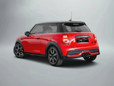 1,860 AED / 60 month | 0% DP | 2023 Mini Cooper S / Full Mini Service History-1