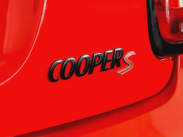 1,860 AED / 60 month | 0% DP | 2023 Mini Cooper S / Full Mini Service History