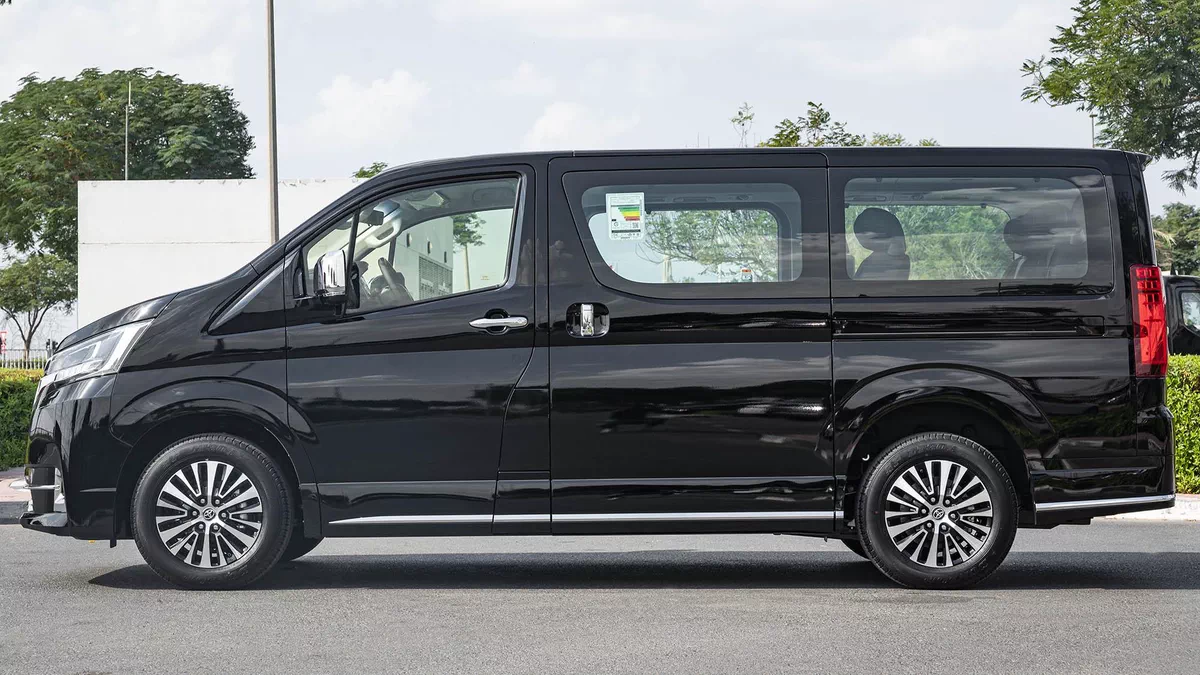 2024 Toyota Granvia – Spacious and Stylish Black Bus-2-2