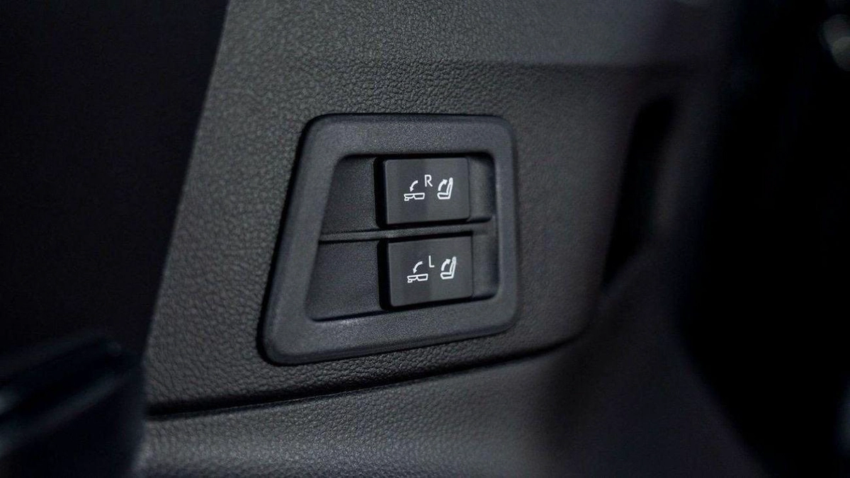 Toyota Land Cruiser LC300 VXR 3.5P AT MY2025 – BLACK-16-0