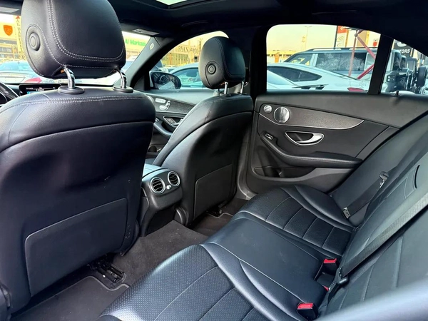 Mercedes-Benz C300 2019 - American Specs - Excellent Condition