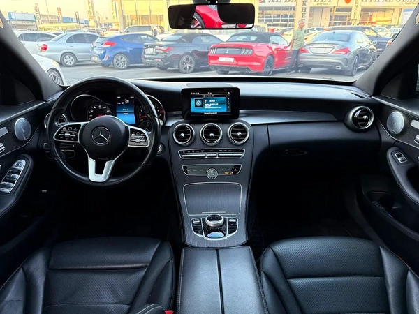 Mercedes-Benz C300 2019 - American Specs - Excellent Condition