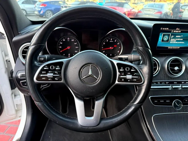 Mercedes-Benz C300 2019 - American Specs - Excellent Condition